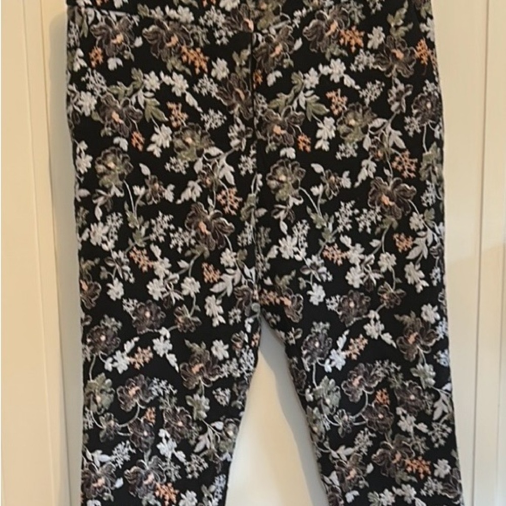 LOFT Floral Ankle Pants - Black and White